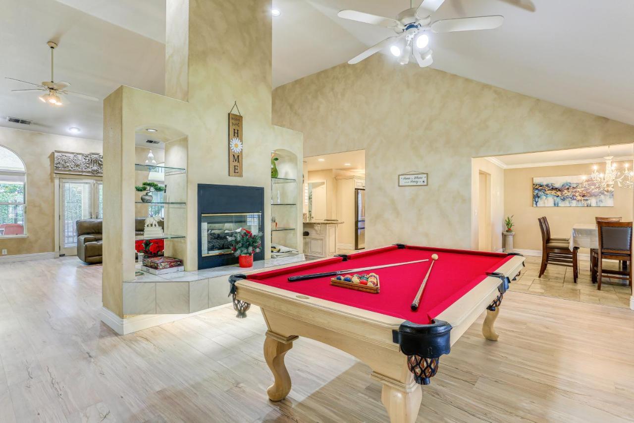 Bright Clovis Home With Billiards And Private Pool! Exterior photo