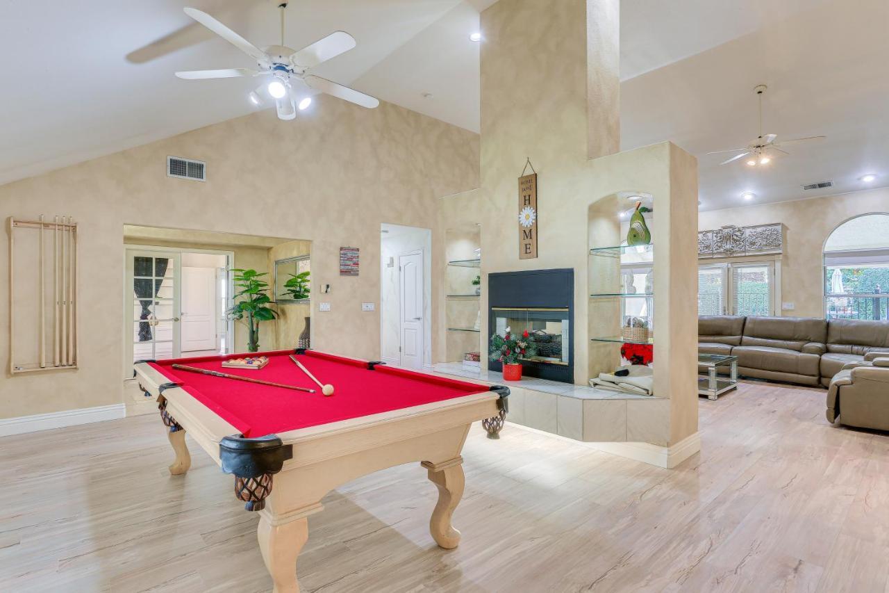 Bright Clovis Home With Billiards And Private Pool! Exterior photo